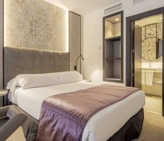 Quarto duplo superior individual Hotel ILUNION Alcora Sevilla Sevilha