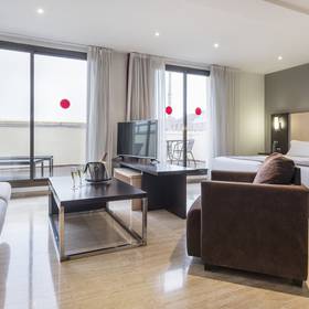 Junior suite Hotel Ilunion Almirante Barcelona Junior suite Hotel Ilunion Almirante Barcelona