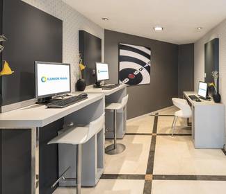 Internet point Hotel ILUNION Aqua 4 Valencia Internet point Hotel ILUNION Aqua 4 Valencia