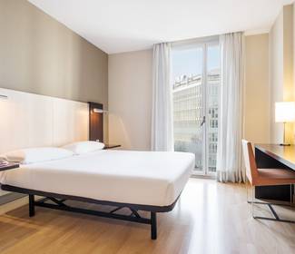 Quarto acessível Hotel ILUNION Auditori Barcelona