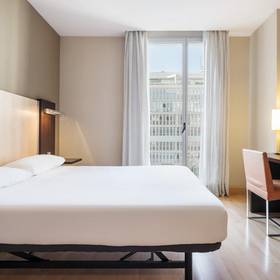 Hotel ILUNION Auditori Barcelona Hotel ILUNION Auditori Barcelona