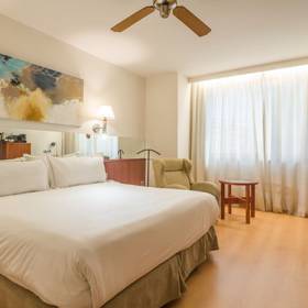 Quarto Hotel ILUNION Les Corts – Spa Barcelona Quarto Hotel ILUNION Les Corts – Spa Barcelona
