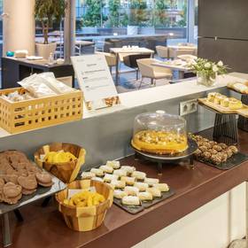 Café da manhã Hotel ILUNION Atrium Madrid Café da manhã Hotel ILUNION Atrium Madrid
