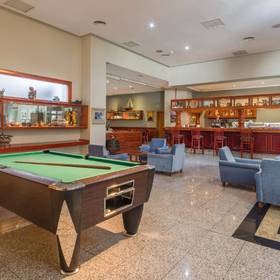 Barra Hotel ILUNION Les Corts – Spa Barcelona Barra Hotel ILUNION Les Corts – Spa Barcelona