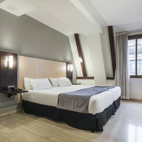 Quarto duplo Hotel Ilunion Almirante Barcelona Quarto duplo Hotel Ilunion Almirante Barcelona