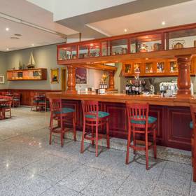 Barra Hotel ILUNION Les Corts – Spa Barcelona Barra Hotel ILUNION Les Corts – Spa Barcelona