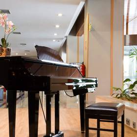Áreas comuns Hotel ILUNION Les Corts – Spa Barcelona Áreas comuns Hotel ILUNION Les Corts – Spa Barcelona