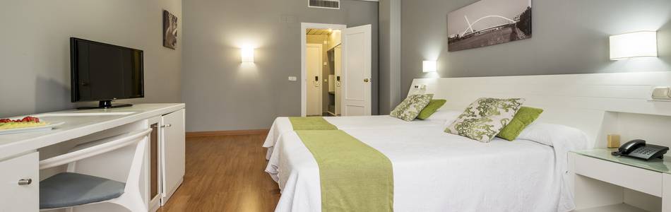 Quarto duplo hotel ilunion alcora sevilla sevilha Quarto duplo hotel ilunion alcora sevilla sevilha