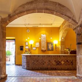 Recepção ilunion mérida palace Hotel ILUNION Mérida Palace Recepção ilunion mérida palace Hotel ILUNION Mérida Palace