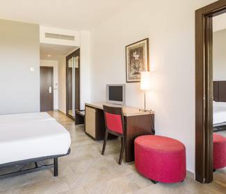 Quarto duplo comunicado hotel ilunion calas de conil conil de la frontera Quarto duplo comunicado hotel ilunion calas de conil conil de la frontera