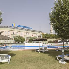 Piscina Hotel ILUNION Alcora Sevilla Sevilha Piscina Hotel ILUNION Alcora Sevilla Sevilha