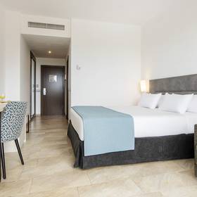 Quarto duplo Hotel ILUNION Calas de Conil Conil de la Frontera Quarto duplo Hotel ILUNION Calas de Conil Conil de la Frontera