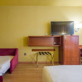 Quarto Hotel ILUNION Les Corts – Spa Barcelona Quarto Hotel ILUNION Les Corts – Spa Barcelona