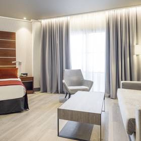Quarto Hotel ILUNION Alcora Sevilla Sevilha Quarto Hotel ILUNION Alcora Sevilla Sevilha