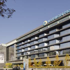 Fachada ilunion atrium Hotel ILUNION Atrium Madrid Fachada ilunion atrium Hotel ILUNION Atrium Madrid