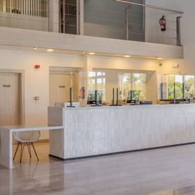 Recepção Aparthotel ILUNION Sancti Petri Cádiz Recepção Aparthotel ILUNION Sancti Petri Cádiz