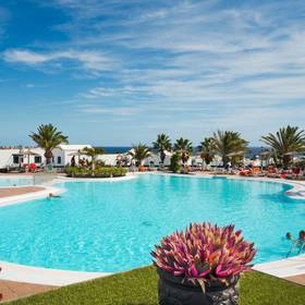 Piscina Hotel ILUNION Costa Sal Lanzarote Puerto del Carmen Piscina Hotel ILUNION Costa Sal Lanzarote Puerto del Carmen