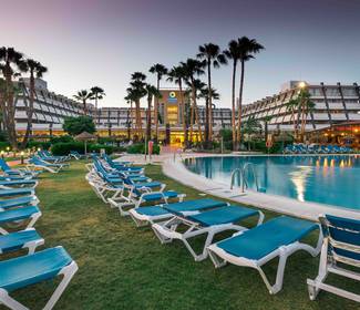 Zona chill out para adultos Hotel ILUNION Islantilla Huelva Zona chill out para adultos Hotel ILUNION Islantilla Huelva