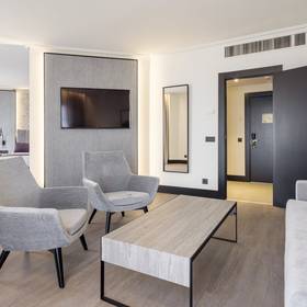 Quarto Hotel ILUNION Alcora Sevilla Sevilha Quarto Hotel ILUNION Alcora Sevilla Sevilha