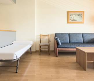 Quarto quádruplo Hotel ILUNION Romareda Saragoça Quarto quádruplo Hotel ILUNION Romareda Saragoça