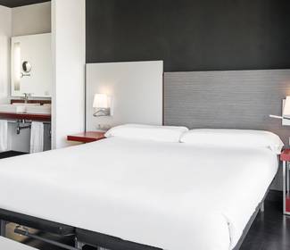 Quarto familiare Hotel ILUNION Atrium Madrid Quarto familiare Hotel ILUNION Atrium Madrid