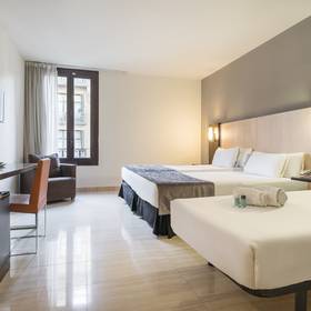 Hotel Ilunion Almirante Barcelona Hotel Ilunion Almirante Barcelona