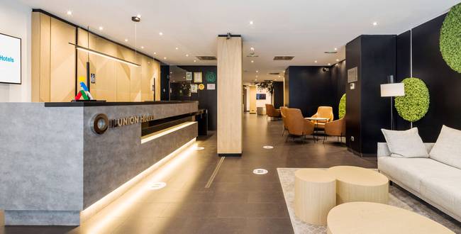 Recepção Hotel Ilunion Almirante Barcelona Recepção Hotel Ilunion Almirante Barcelona