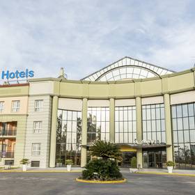 Exterior Hotel ILUNION Alcora Sevilla Sevilha Exterior Hotel ILUNION Alcora Sevilla Sevilha