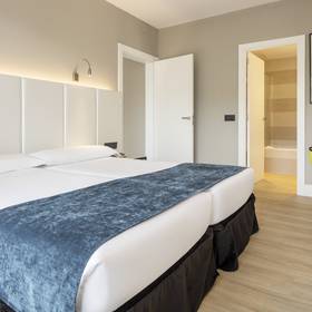Suíte Hotel ILUNION Caleta Park S'Agaró Suíte Hotel ILUNION Caleta Park S'Agaró
