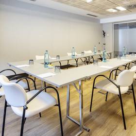 Sala de reuniões Hotel ILUNION Barcelona Sala de reuniões Hotel ILUNION Barcelona
