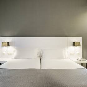 QUARTO ACESSÍVEL ILUNION VALENCIA 3 QUARTO ACESSÍVEL ILUNION VALENCIA 3