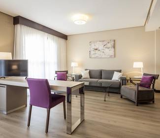 Quartos suite Hotel ILUNION Golf Badajoz