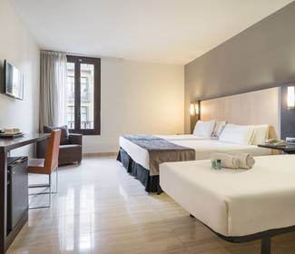 Quarto acessível Hotel Ilunion Almirante Barcelona