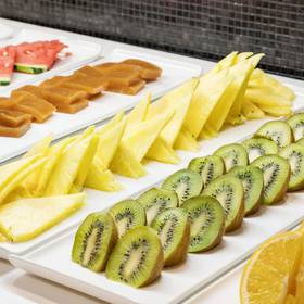 Pequeno-almoço buffet ILUNION PIO XII Pequeno-almoço buffet ILUNION PIO XII