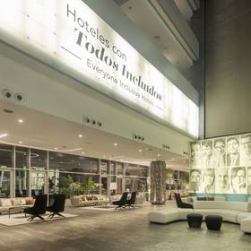 Recepção ilunion atrium Hotel ILUNION Atrium Madrid Recepção ilunion atrium Hotel ILUNION Atrium Madrid