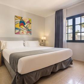 Quarto Hotel ILUNION Costa Sal Lanzarote Puerto del Carmen