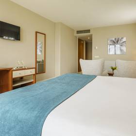 Quarto Hotel ILUNION Fuengirola Quarto Hotel ILUNION Fuengirola
