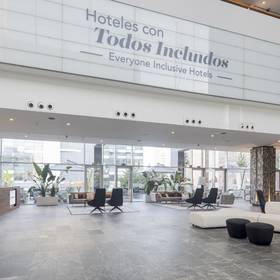 Recepção Hotel ILUNION Atrium Madrid Recepção Hotel ILUNION Atrium Madrid