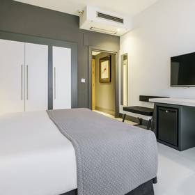 Quarto duplo Hotel ILUNION Bilbao Quarto duplo Hotel ILUNION Bilbao