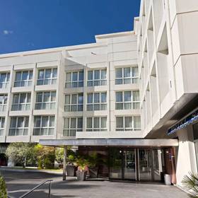 Fachada Hotel ILUNION San Sebastián