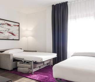 Quarto para quatro pessoas Hotel ILUNION Suites Madrid Quarto para quatro pessoas Hotel ILUNION Suites Madrid