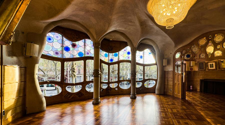 A arquitetura de Barcelona: um passeio pelas obras de Gaudí ILUNION Hotels A arquitetura de Barcelona: um passeio pelas obras de Gaudí ILUNION Hotels