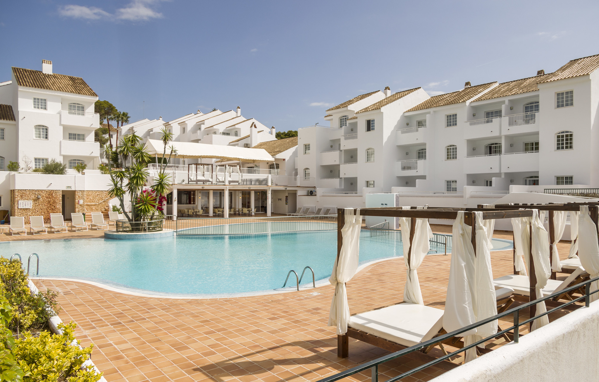 Piscina ilunion menorca ILUNION Menorca